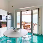 Starhost - Marcella Con Terrazza E Giardino Vista Mare Vakantiehuis