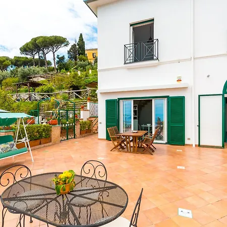 Starhost - Marcella Con Terrazza E Giardino Vista Mare Vakantiehuis