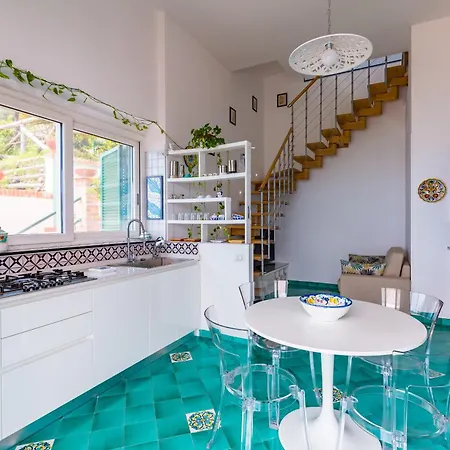 Starhost - Marcella Con Terrazza E Giardino Vista Mare Semesterbostad *