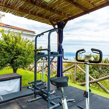 Vakantiehuis Starhost - Marcella Con Terrazza E Giardino Vista Mare Vietri
