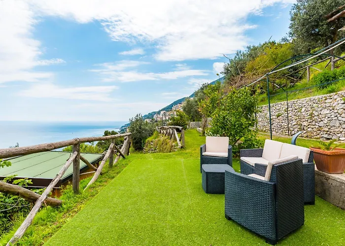 Prázdninový dům Starhost - Marcella Con Terrazza E Giardino Vista Mare *